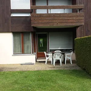 https://appart-en-rez-de-jardin-clos-face-au-mont-blanc.hotels-rhonealpes.com